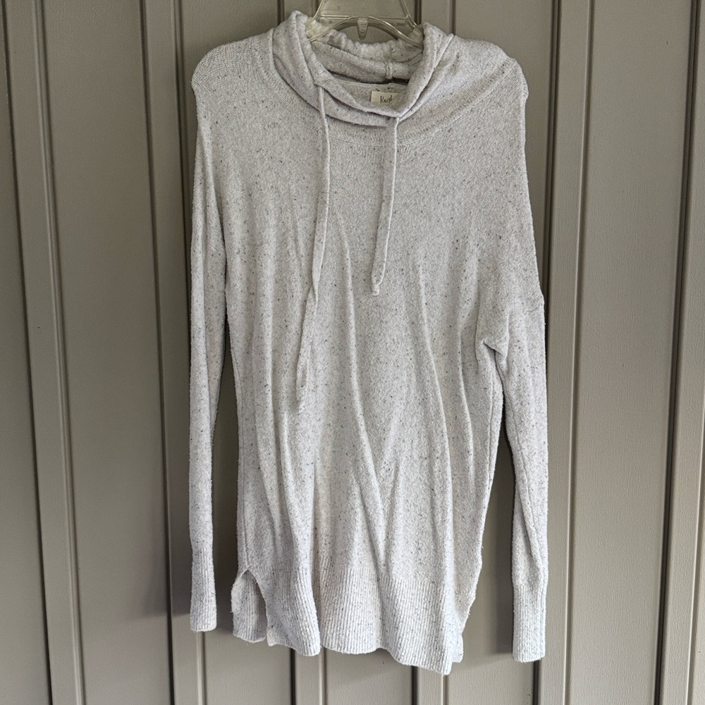 Kaisely Cream Cowl Neck Sweater size Large